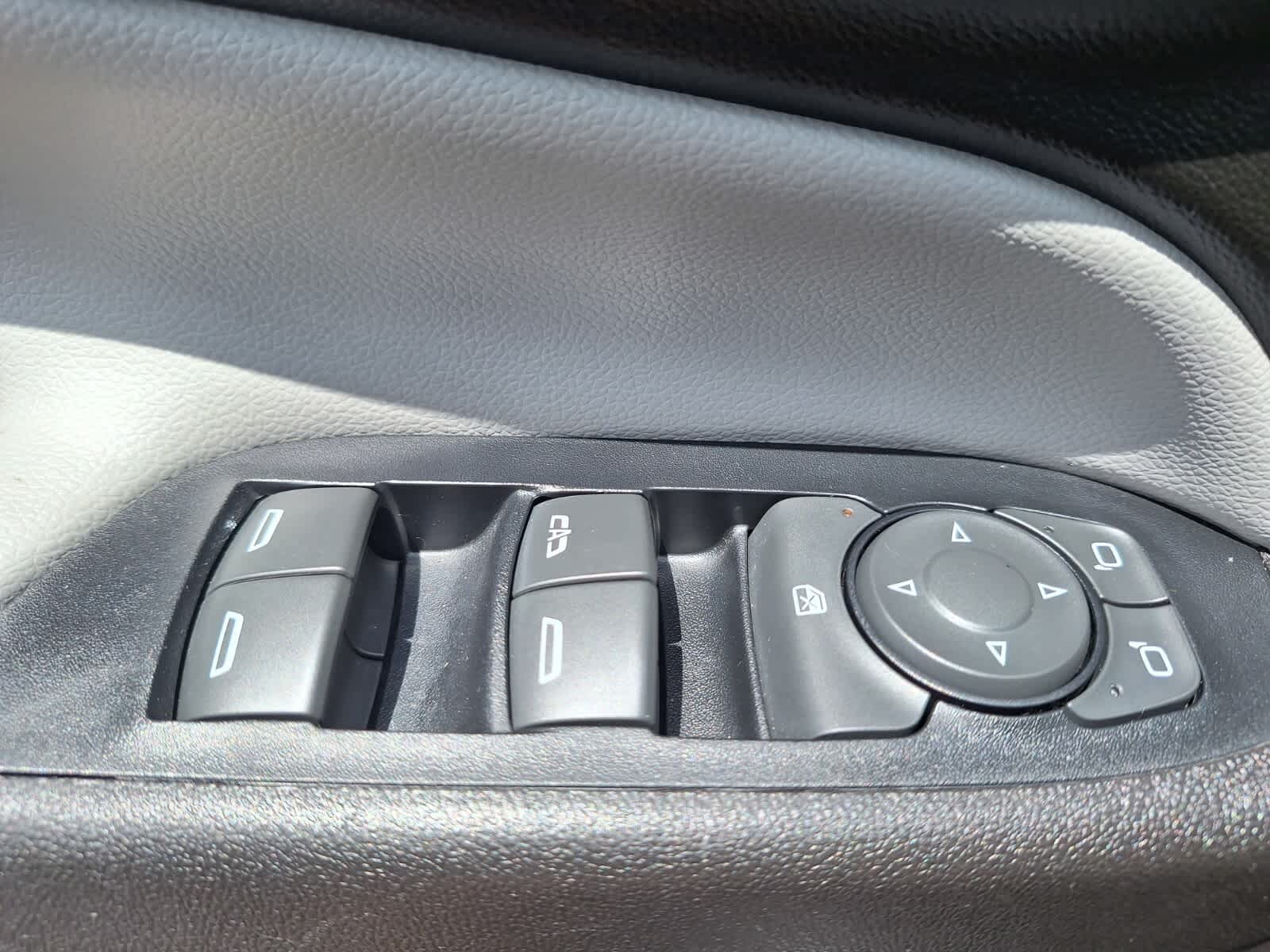2019 Chevrolet Equinox LS photo 20