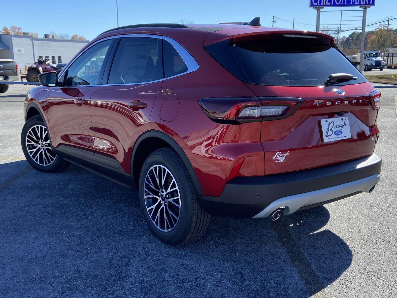 2025 Ford Escape Plug-In Hybrid photo 3