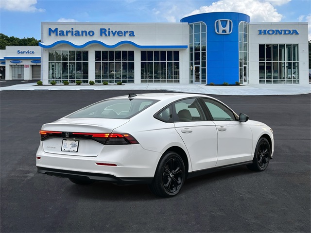 2025 Honda Accord 1.5T SE photo 3