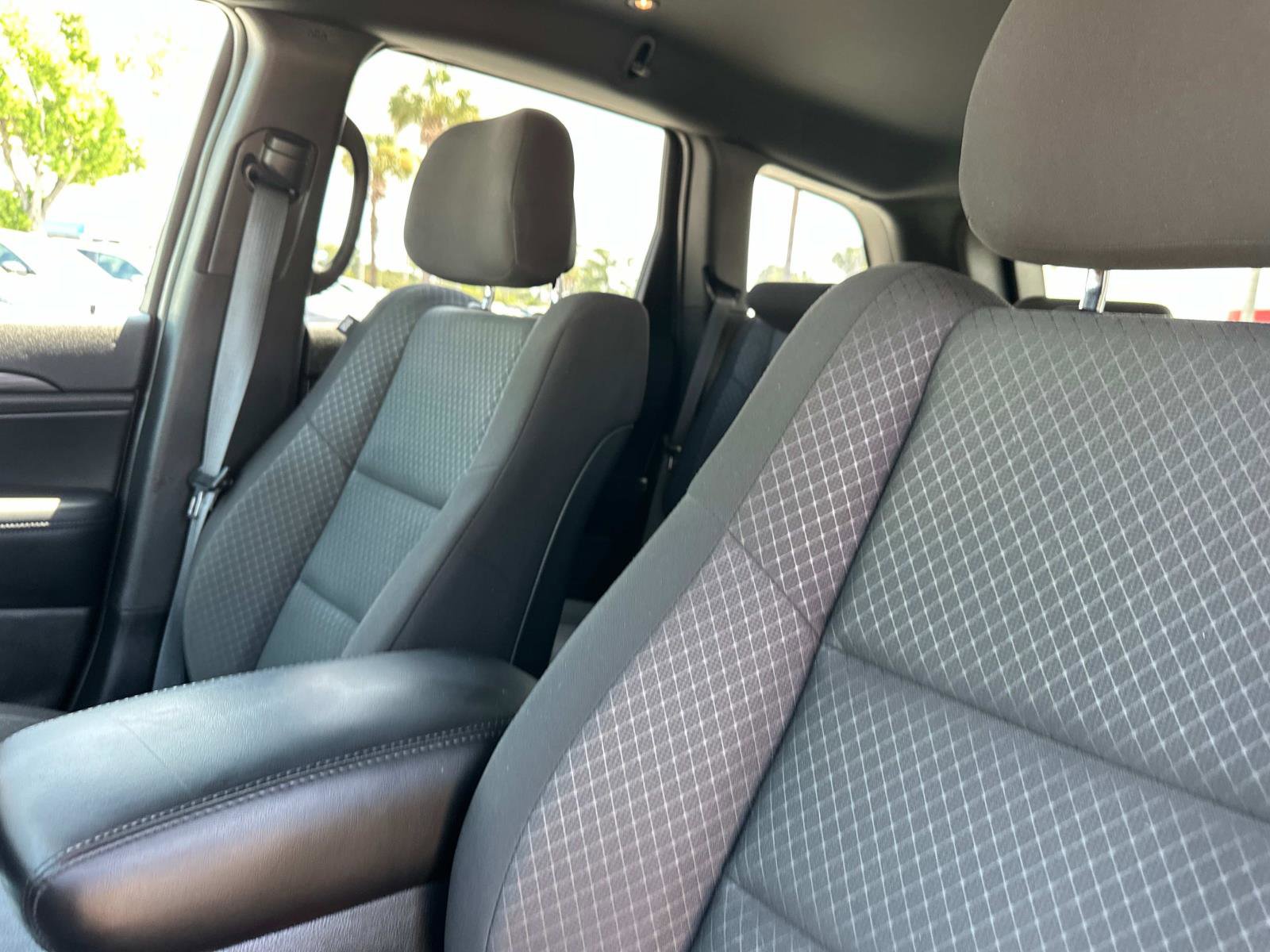 2021 Jeep Grand Cherokee Laredo E photo 19
