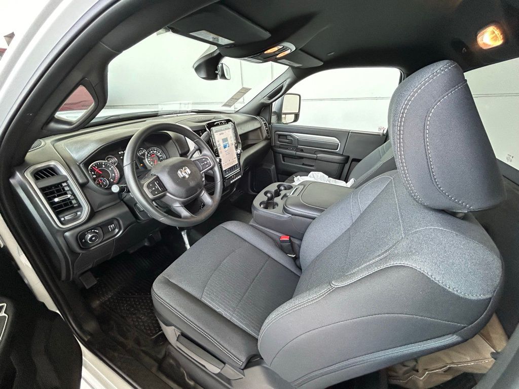 2024 Ram 3500 Tradesman photo 18