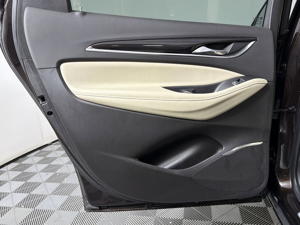 2018 Buick Enclave Essence photo 20