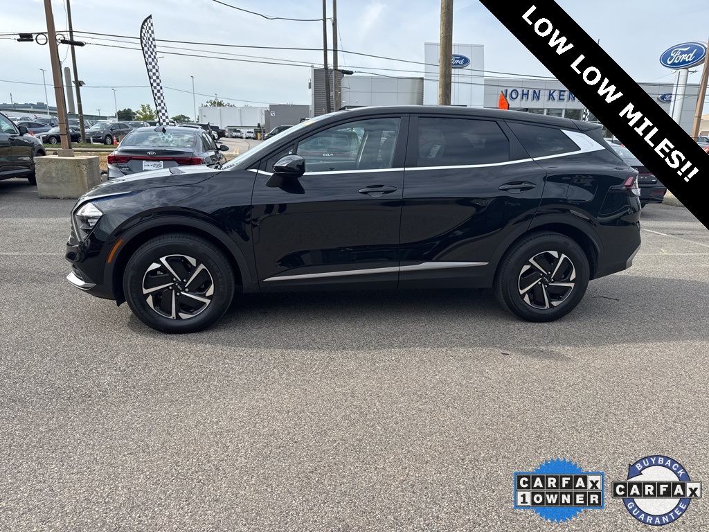 2023 Kia Sportage Hybrid LX photo 3