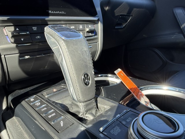 2022 Maserati Quattroporte Modena Q4 photo 29