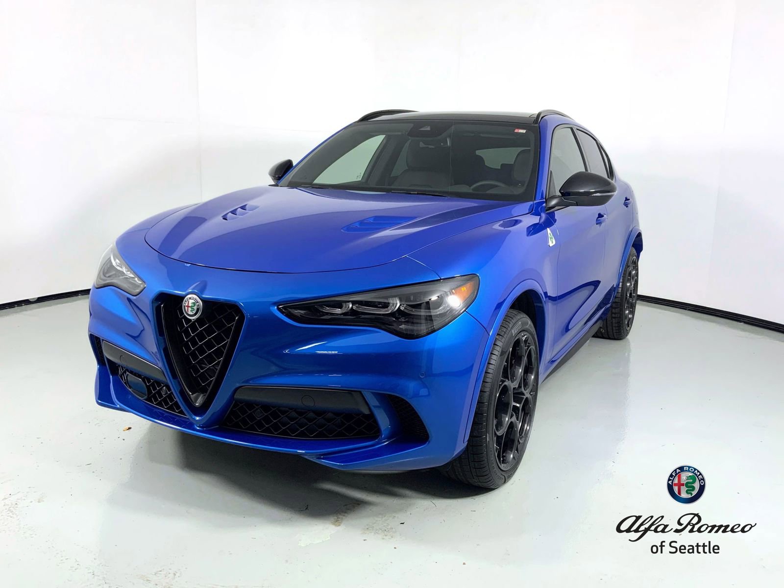 2024 Alfa Romeo Stelvio Quadrifoglio