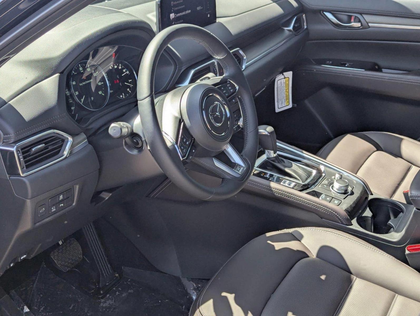 2025 Mazda CX-5 2.5 Turbo Signature photo 3