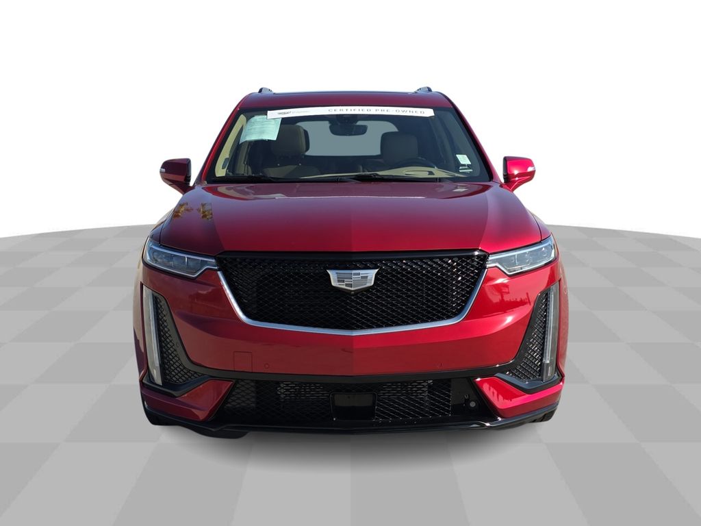 2025 Cadillac XT6 Sport photo 3