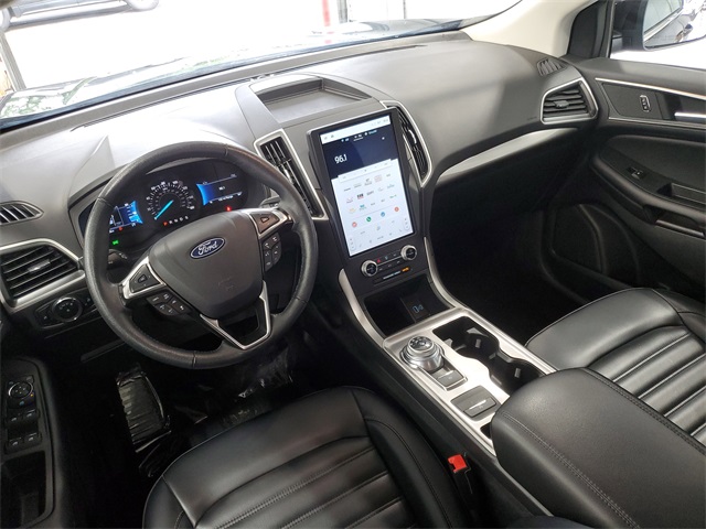 2024 Ford Edge SEL photo 24