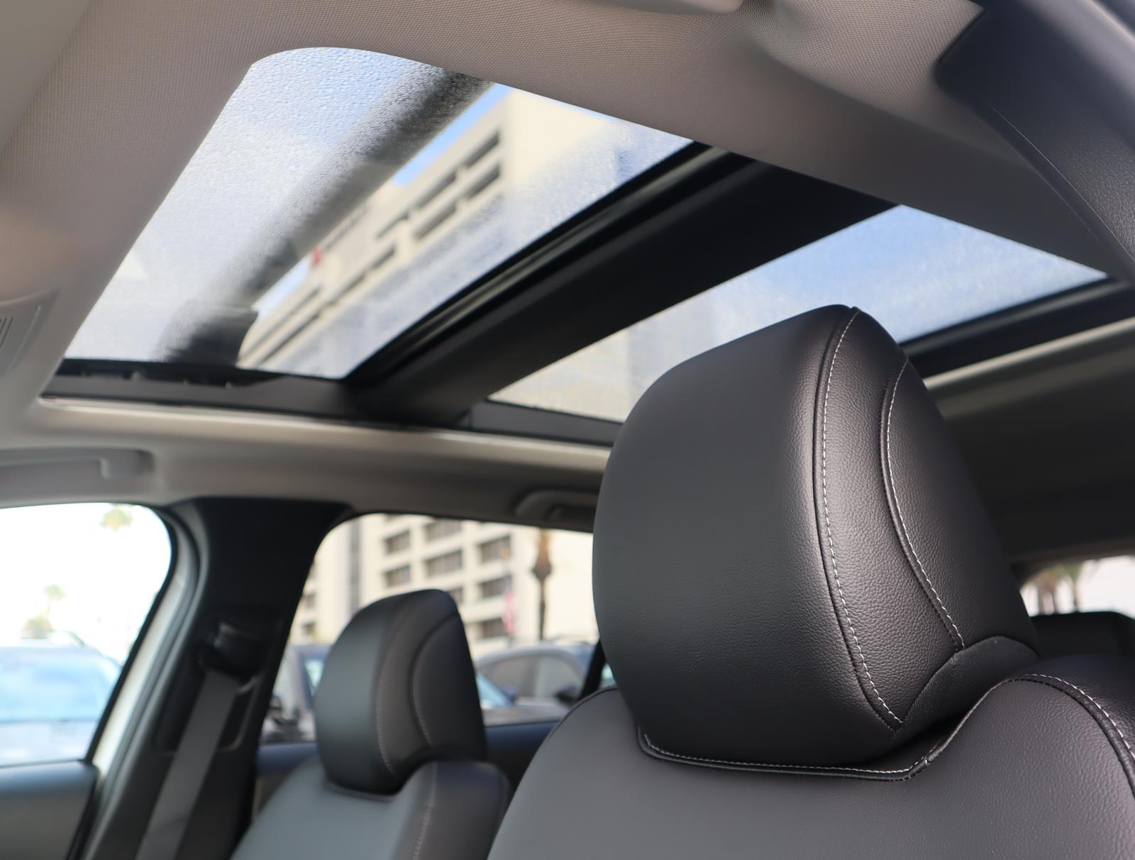 2025 Mazda CX-50 2.5 S Premium photo 10