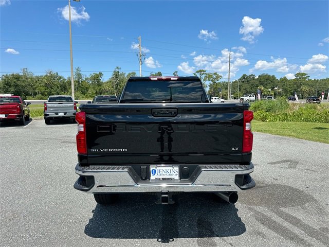 2025 Chevrolet Silverado 2500HD LT photo 12