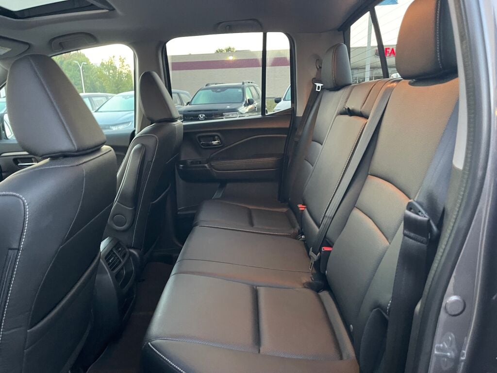 2022 Honda Ridgeline RTL photo 19