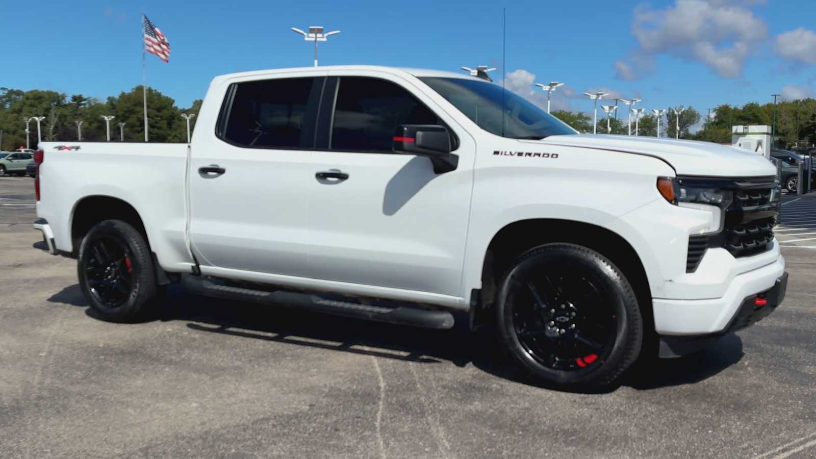 2023 Chevrolet Silverado 1500 RST photo 4