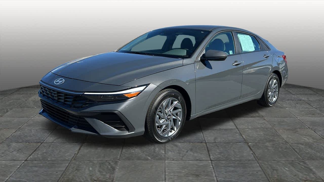 2024 Hyundai Elantra