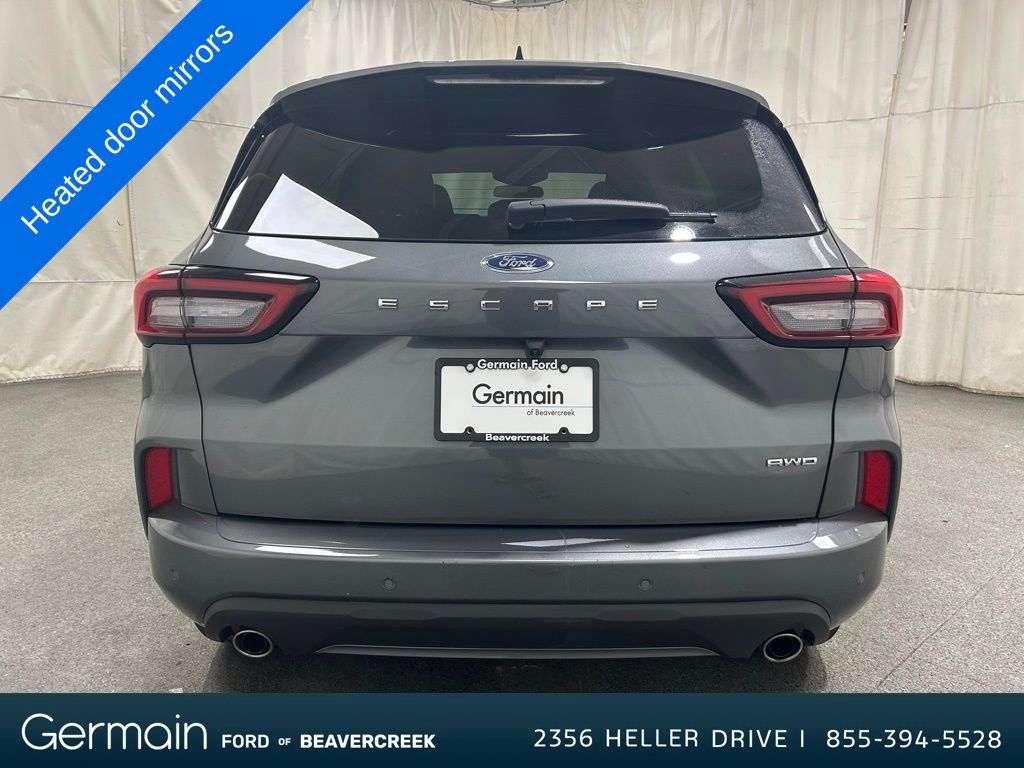 2023 Ford Escape ST-Line Select photo 6