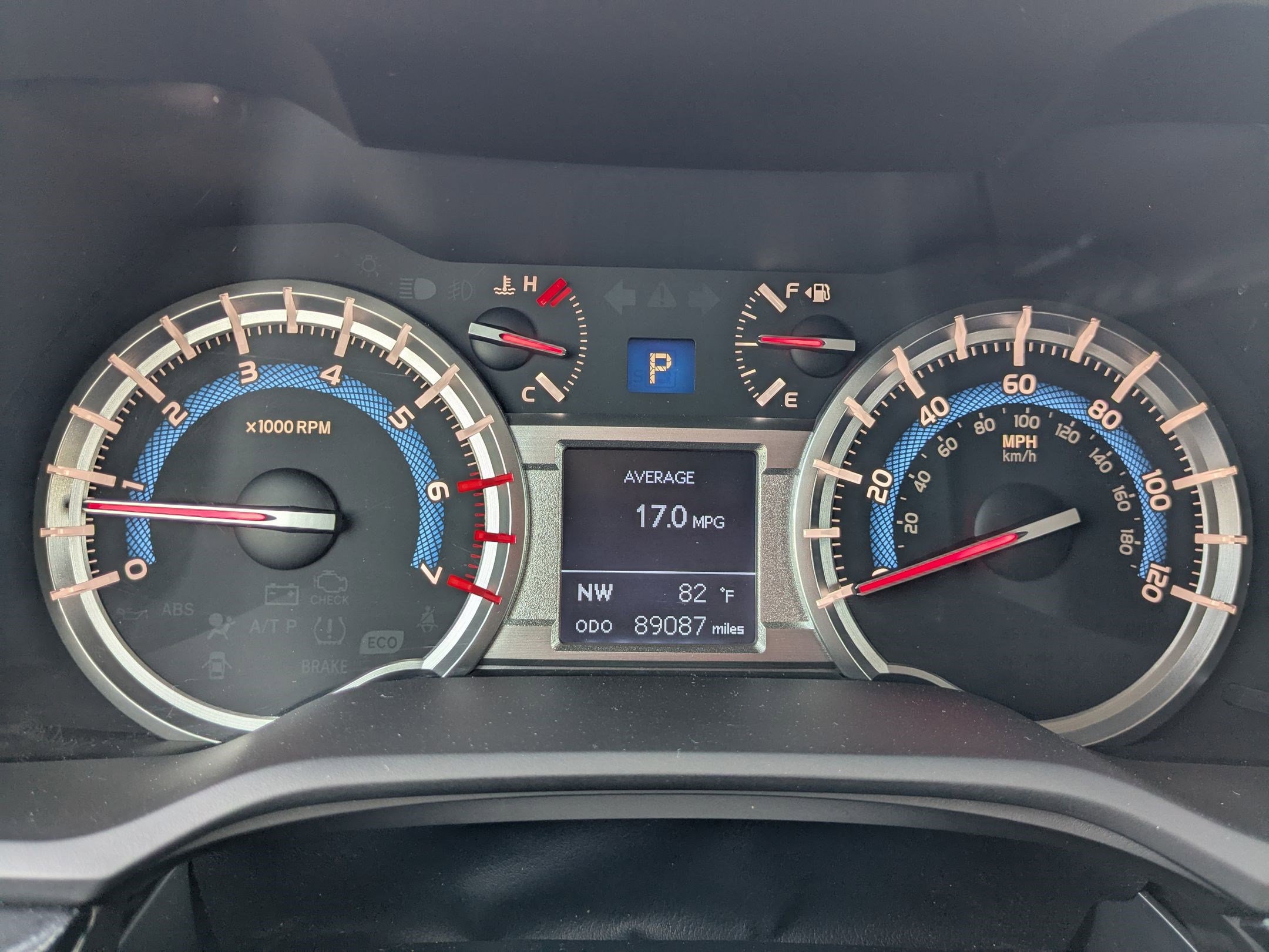 2016 Toyota 4Runner Limited photo 13
