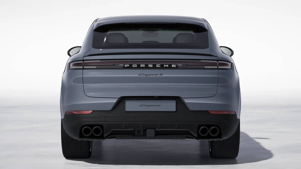 2025 Porsche Cayenne S photo 8