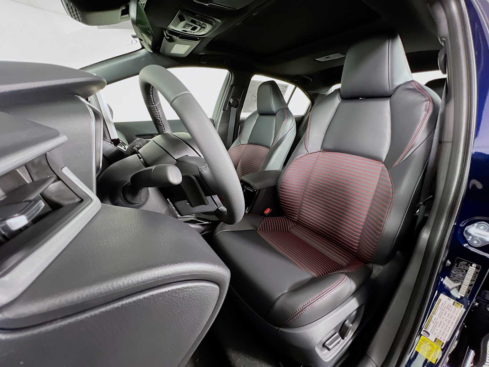 2025 Toyota Corolla XSE photo 11