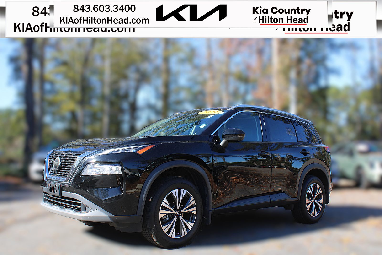 2021 Nissan Rogue SV's photo