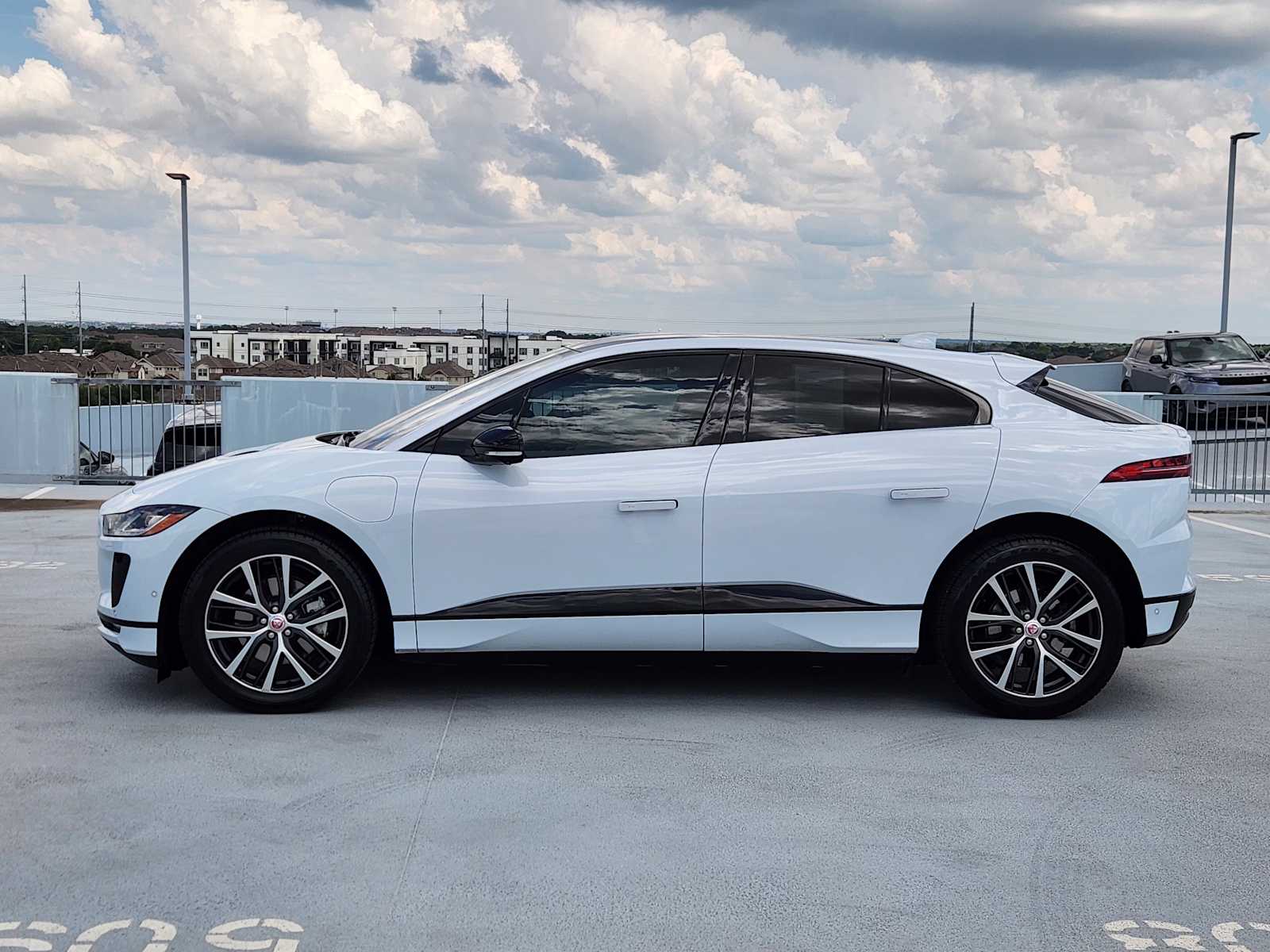 2022 Jaguar I-PACE HSE photo 4