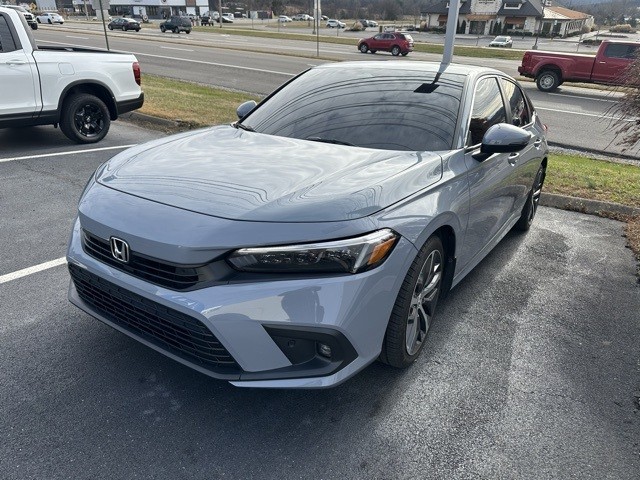 2022 Honda Civic Touring's photo