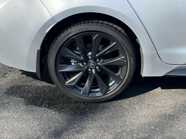 2023 Toyota Corolla SE photo 6