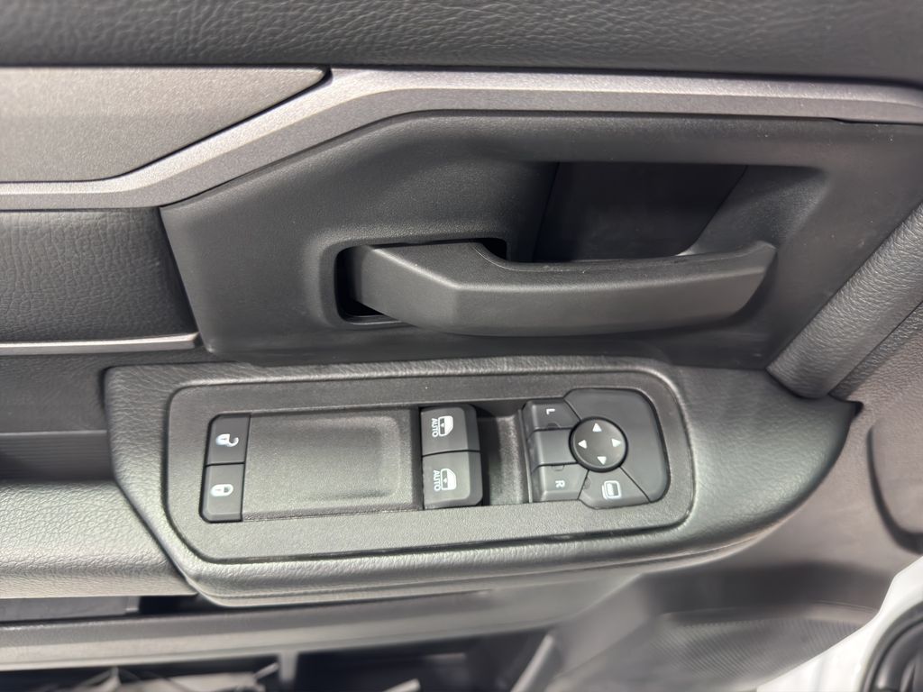 2025 Ram 5500 Tradesman photo 14