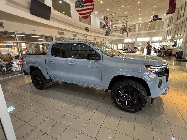 2025 Chevrolet Colorado Z71 photo 6