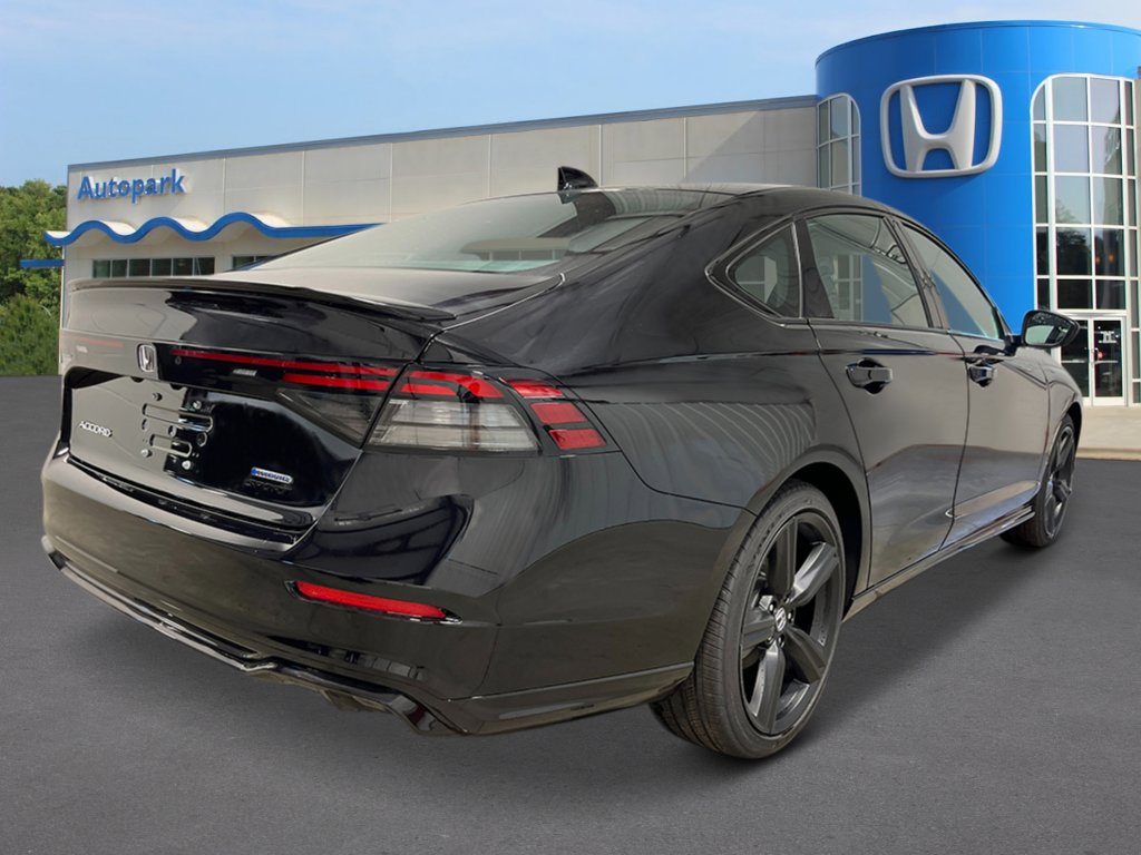 2025 Honda Accord Hybrid Sport-L photo 4