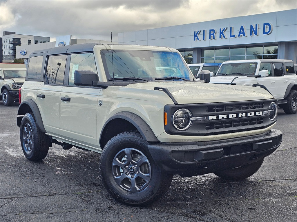 2025 Ford Bronco 4-Door Big Bend's photo