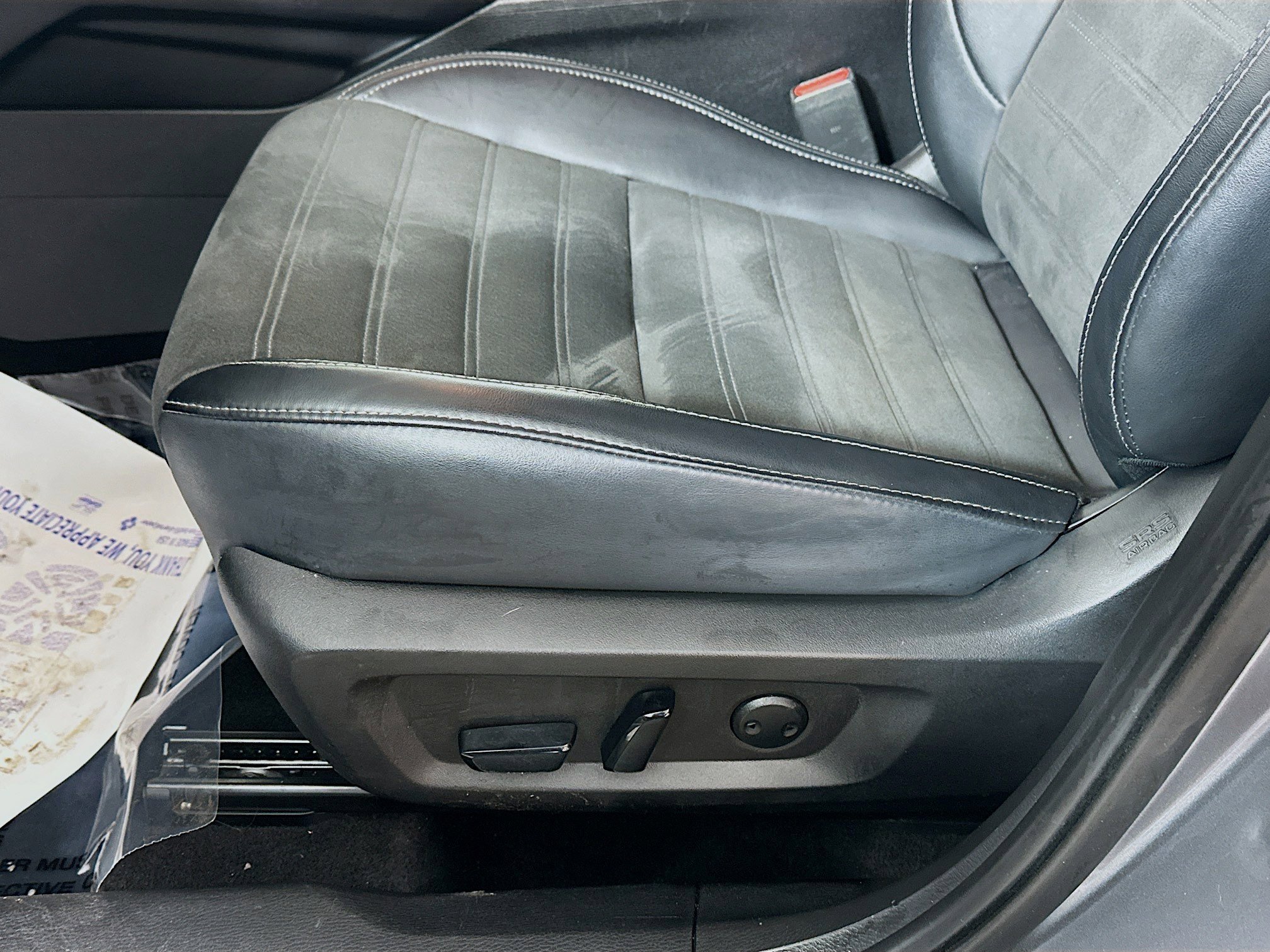 2024 Mitsubishi Outlander SE photo 16