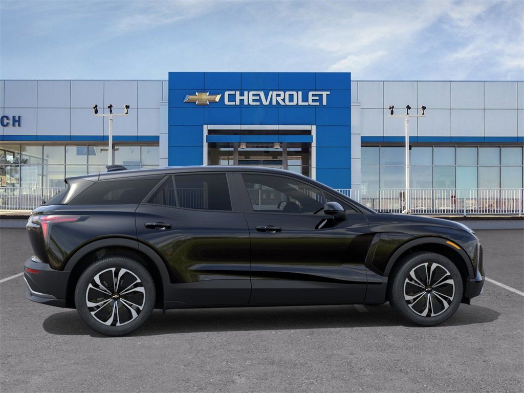 2026 Chevrolet Blazer EV photo 3