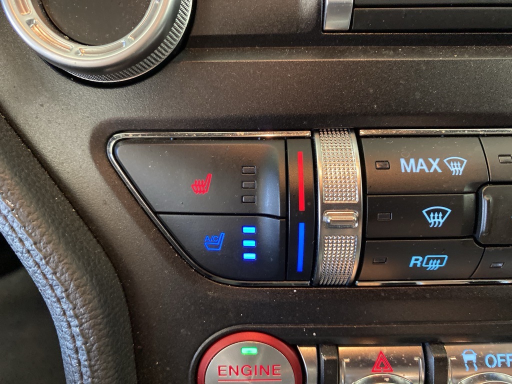 2022 Ford Mustang EcoBoost Premium photo 32