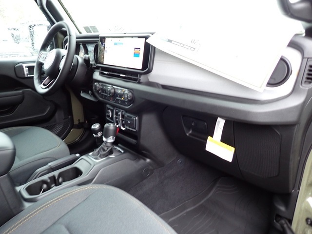 2025 Jeep Wrangler Sport S photo 10