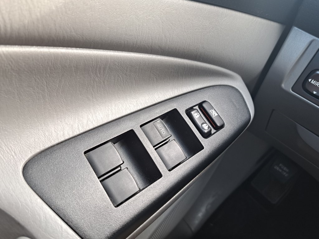 2015 Toyota Tacoma Base photo 24