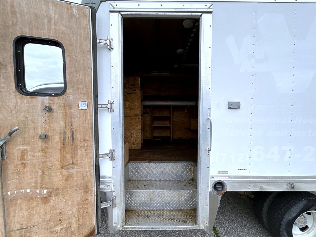 2012 Chevrolet Express Base photo 17