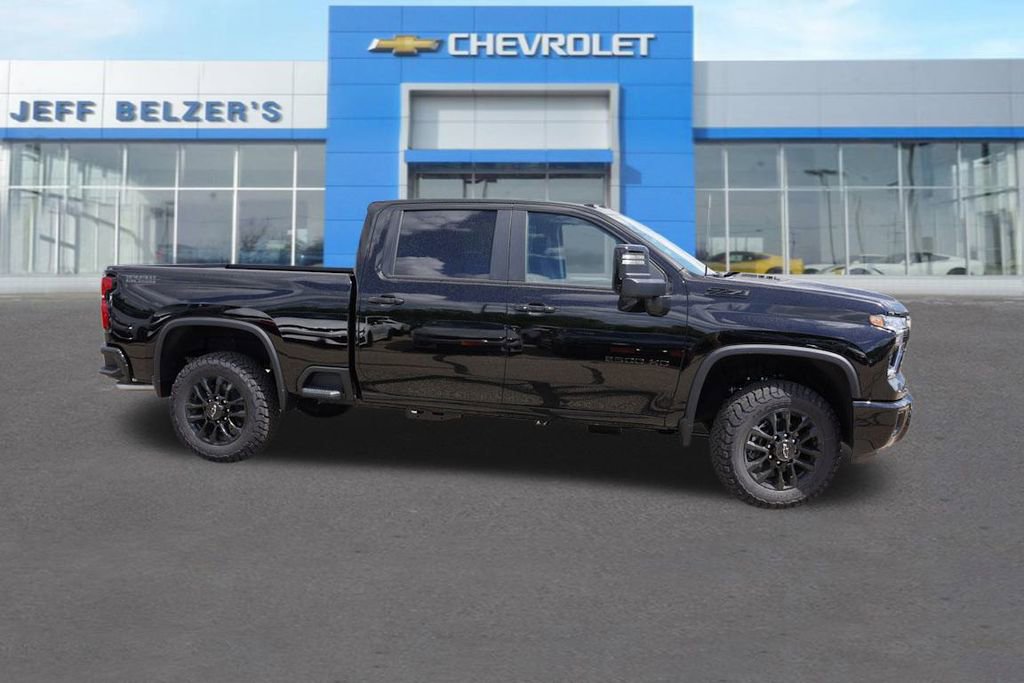 2025 Chevrolet Silverado 2500HD LT Trail Boss photo 2