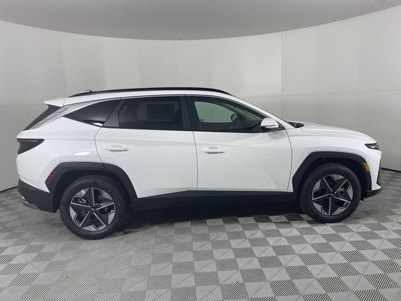 2025 Hyundai Tucson Hybrid SEL Convenience photo 2