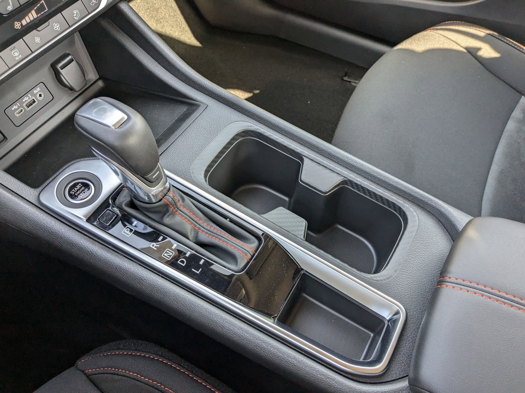 2025 Nissan Sentra SR photo 13