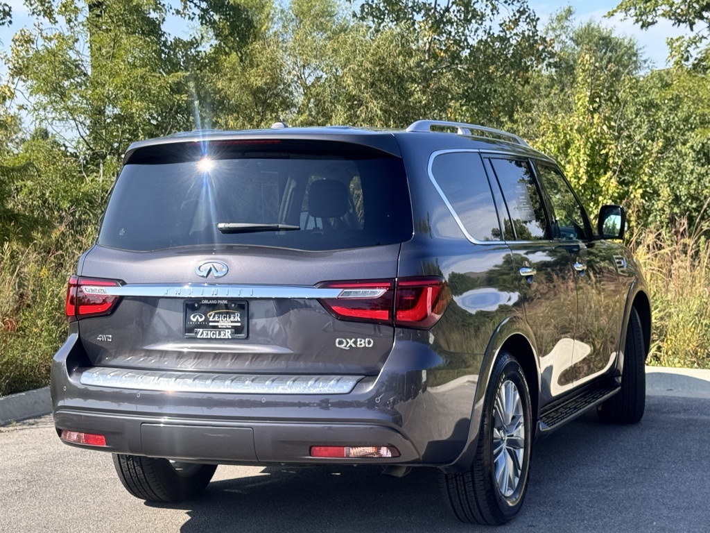 2024 Infiniti QX80 Luxe photo 4