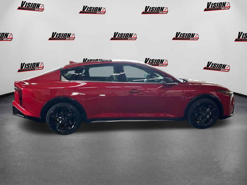 2025 Kia K4 GT-Line Turbo photo 4