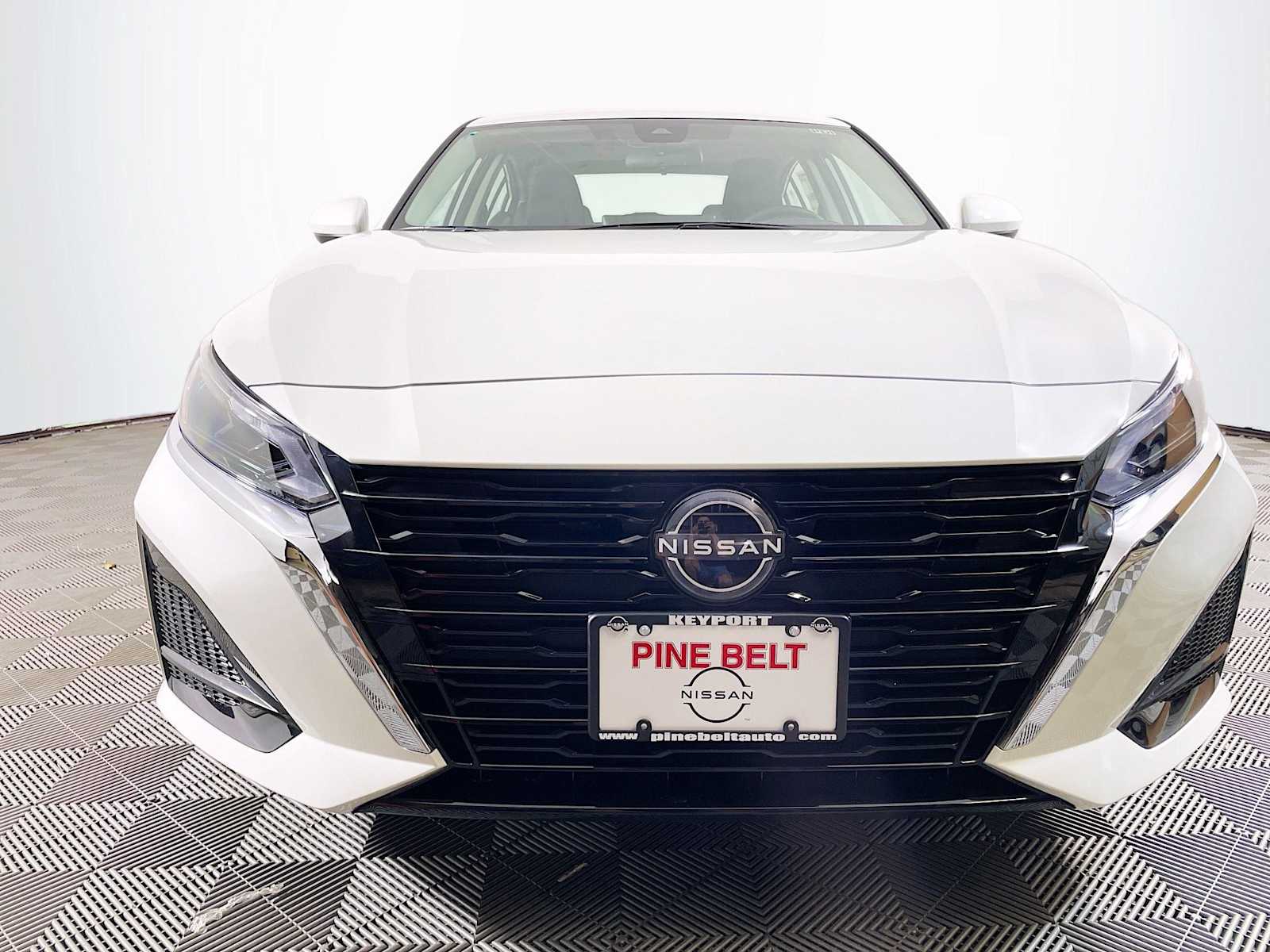 2025 Nissan Altima SV Special Edition photo 9