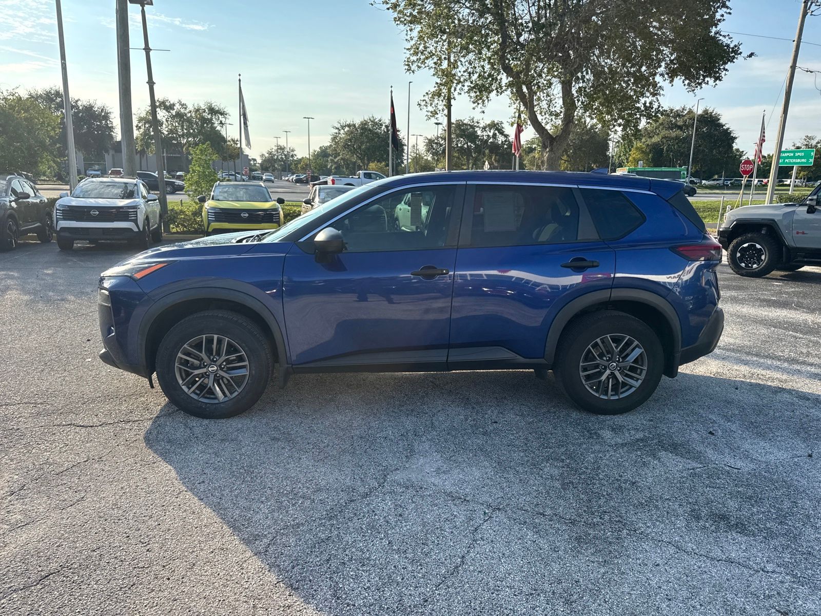 2021 Nissan Rogue S photo 8