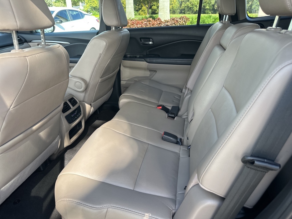 2018 Honda Pilot EX-L photo 4