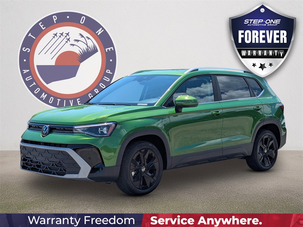 2025 Volkswagen Taos SE's photo