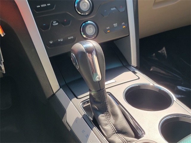 2014 Ford Explorer XLT photo 24