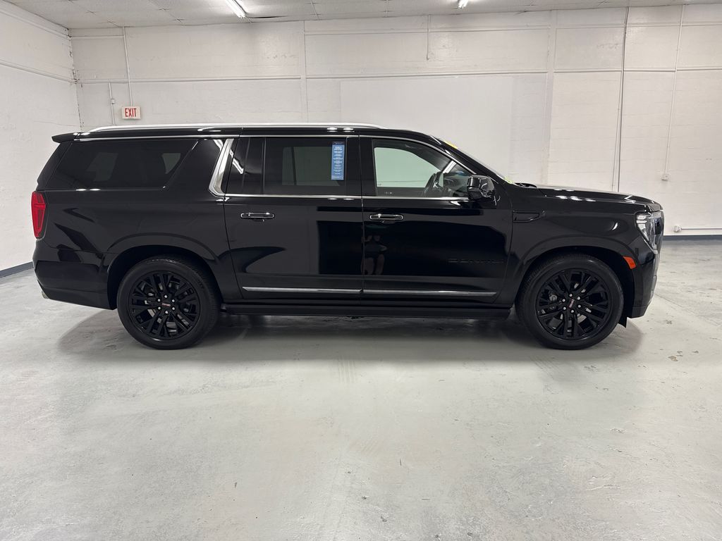 2024 Gmc Yukon XL Denali Ultimate photo 10