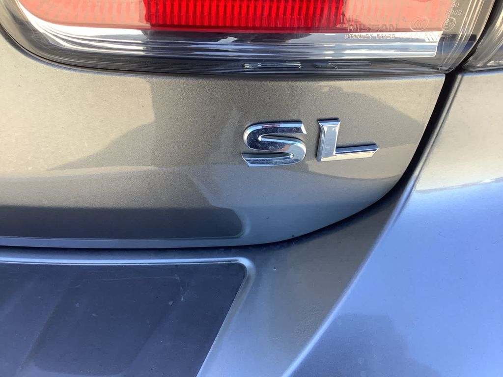2020 Nissan Armada SL photo 8