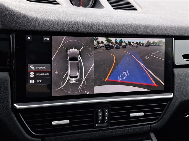 2019 Porsche Cayenne Base photo 19