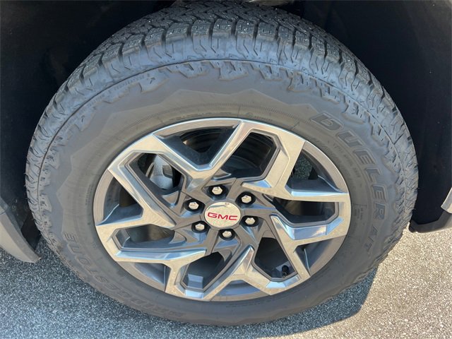2025 Gmc Sierra 1500 SLT photo 11