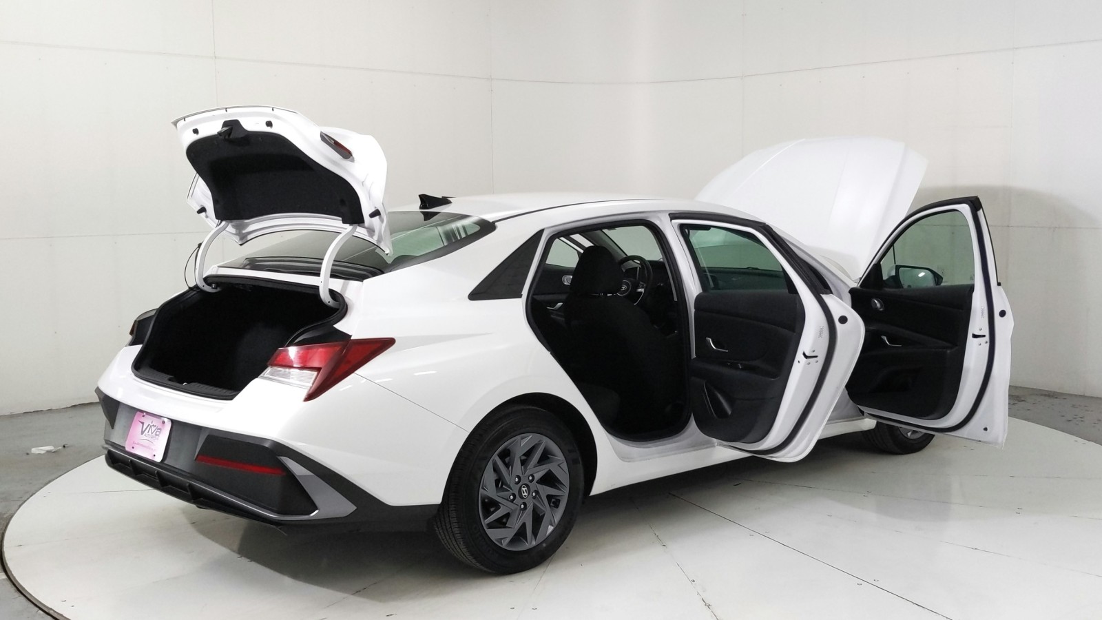 Used 2024 Serenity White Hyundai SEL image 12